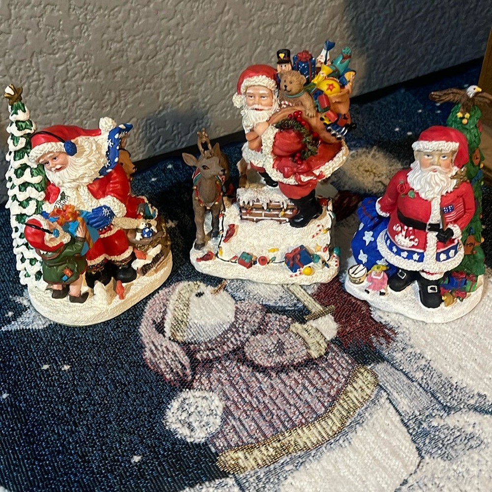 Holiday Figures set of 3